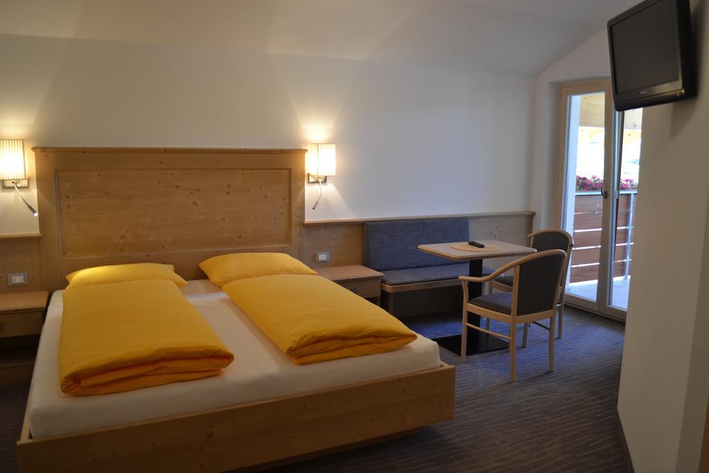 Alpshotel Bergland Pfelders Kültér fotó